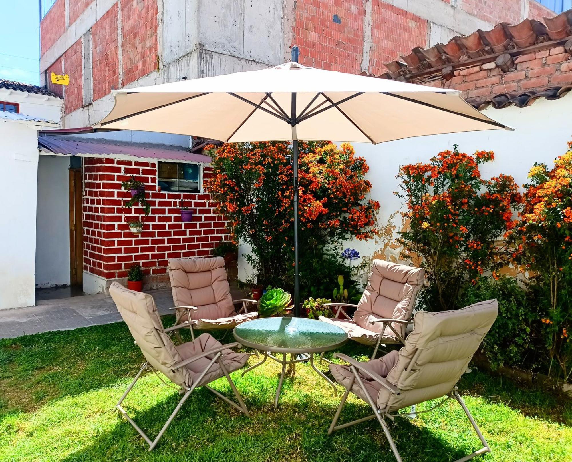 Hotel Casa Pardo *